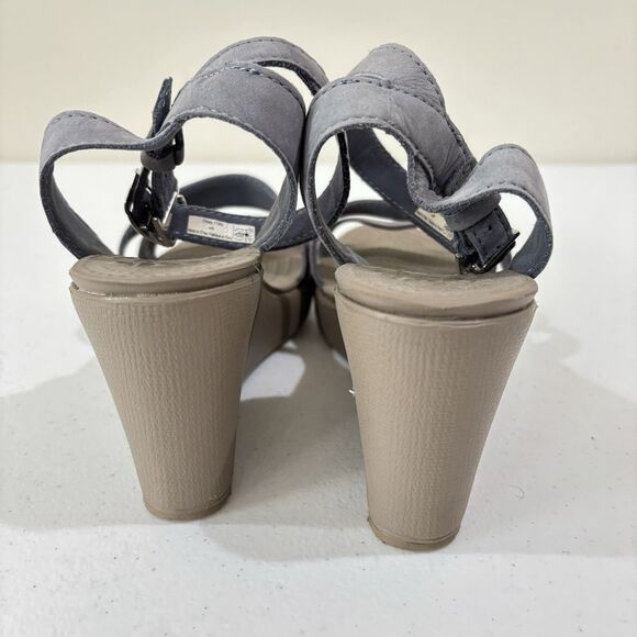 Crocs Gray Leigh II Ankle Strap Wedge Sandals Easy Fasten Comfort Shoe Women 9 - Picture 4 of 10